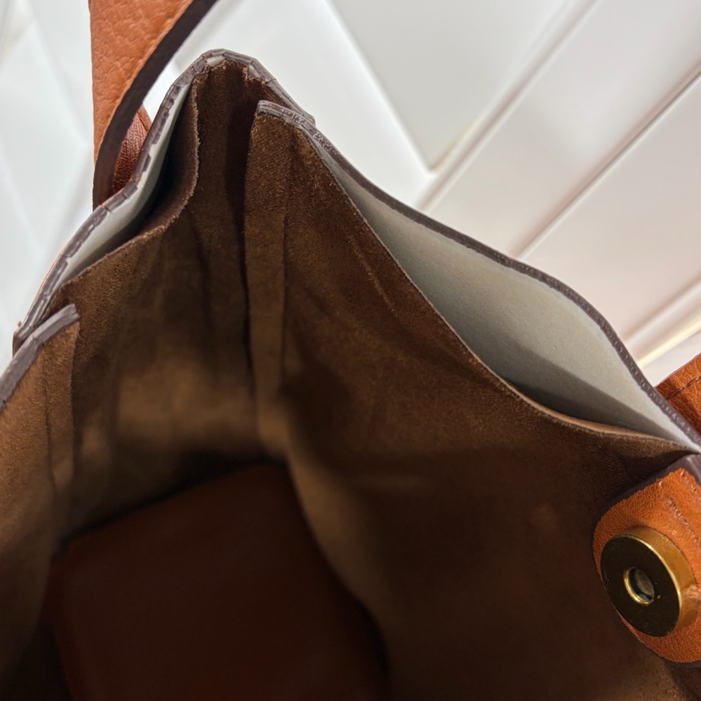 Vegan Leather Bucket Shoulder Bag - Picture 9 of 9